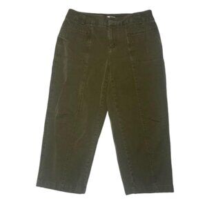 Coldwater Creek Natural Fit  Army Green Cargo Capri Pants Size 8 #1166